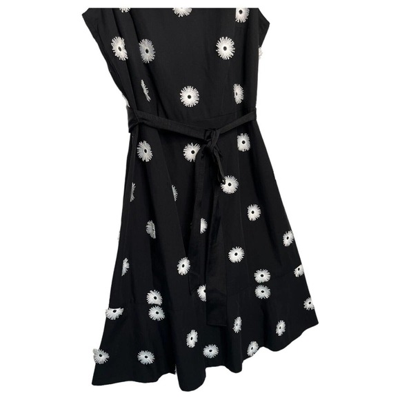 New Talbots Dress Womens 10 Floral Applique Fit Flare Sleeveless Cocktail Black - Picture 7 of 16